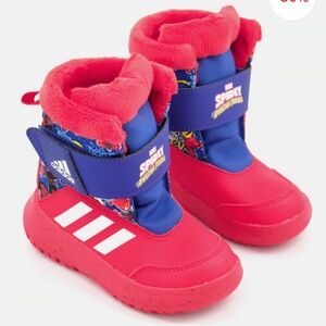 New Adidas Marvel Spiderman Unisex boots Size 6